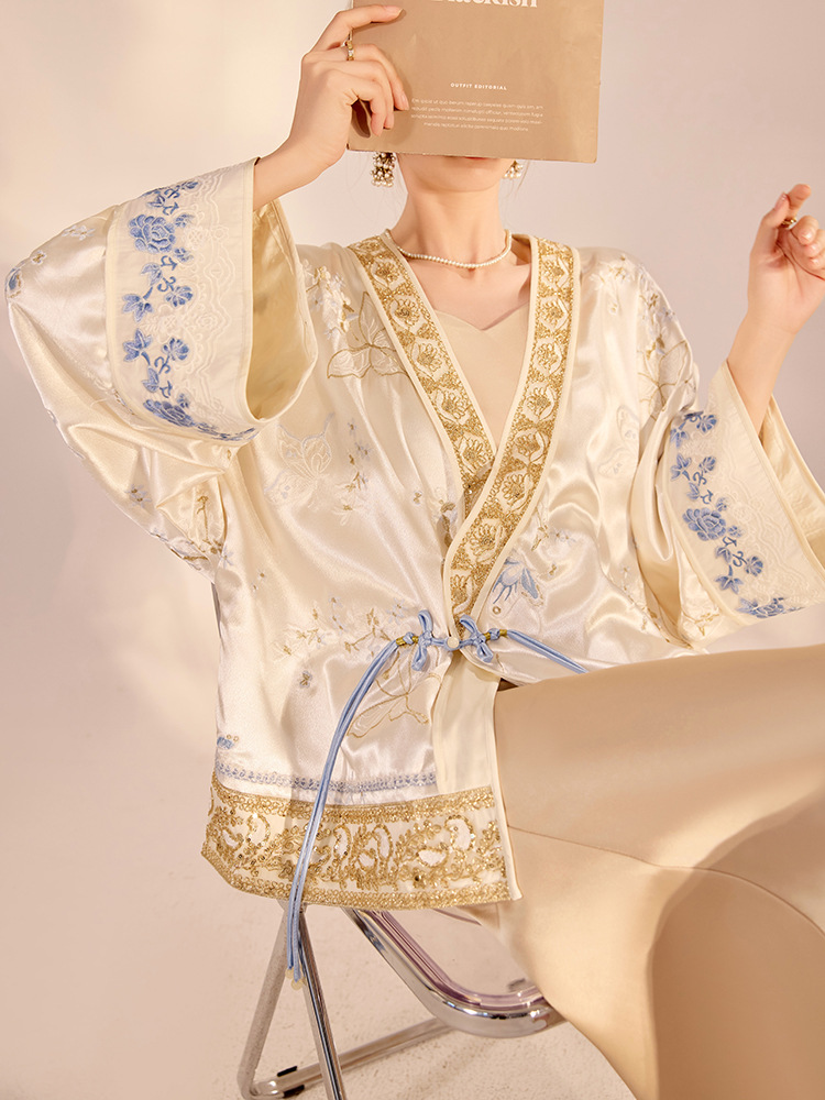 جاكيت نسائي فاخر جديد لربيع 20 - مراجعة Jackets وسعره