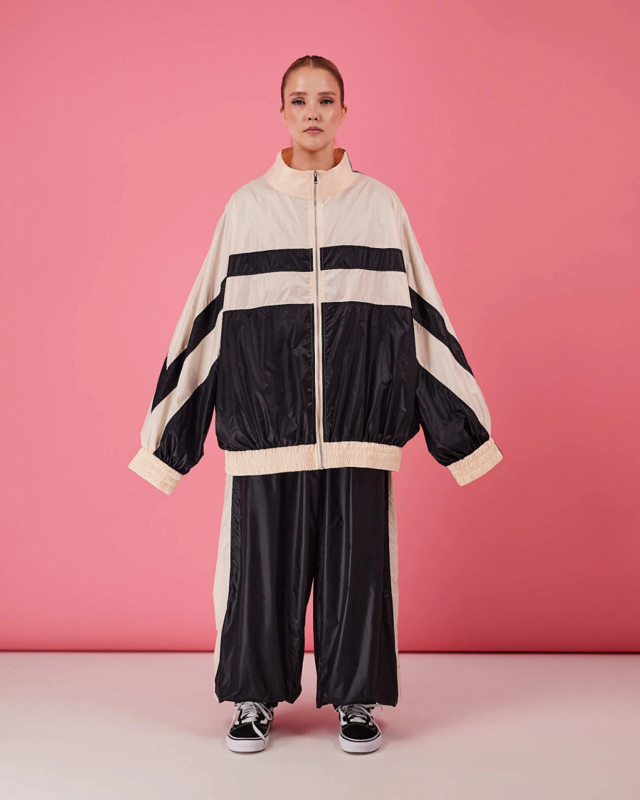 طقم نسائي من قطعتين من الساتان - مراجعة Jackets وسعره