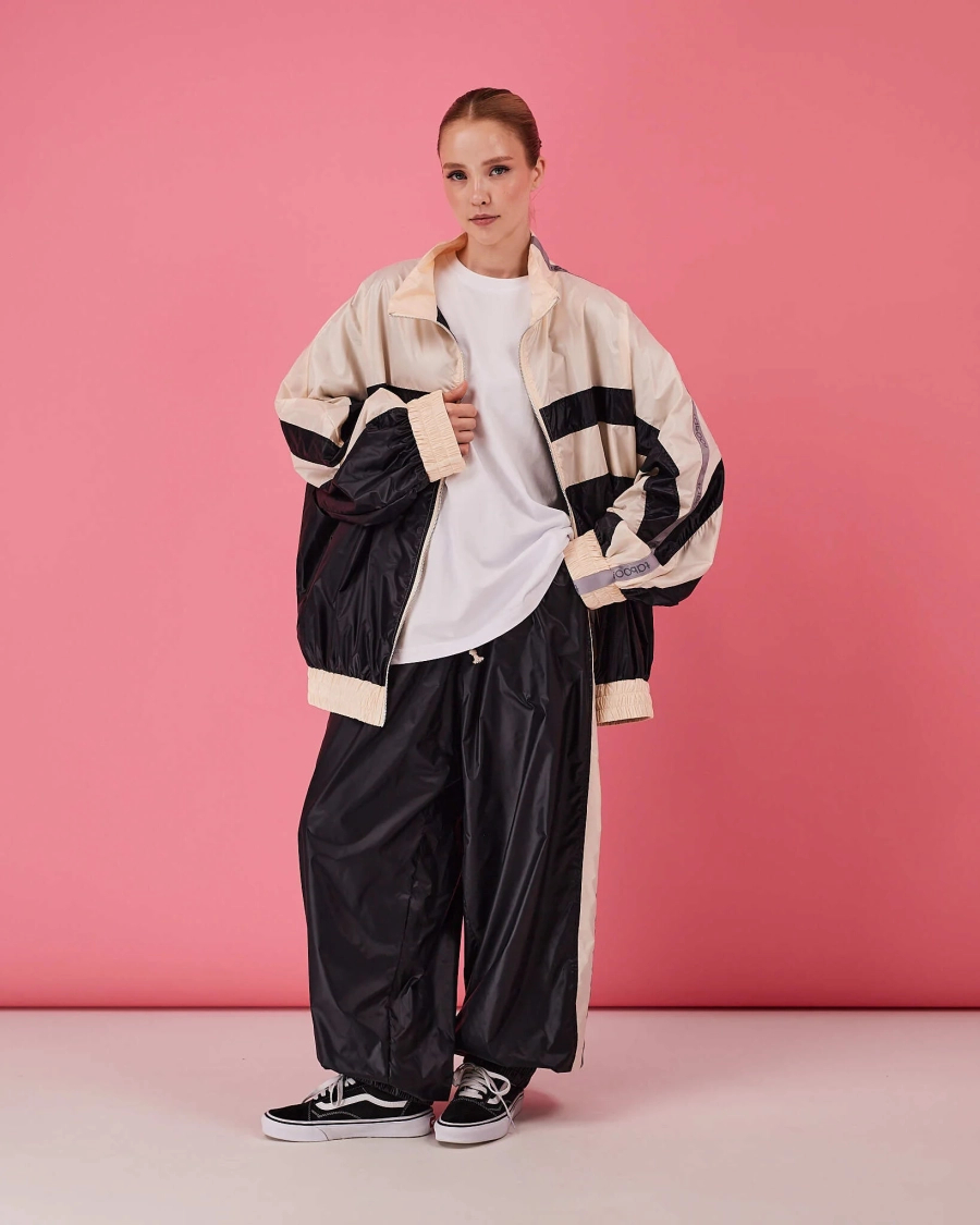 طقم نسائي من قطعتين من الساتان - مراجعة Jackets وسعره
