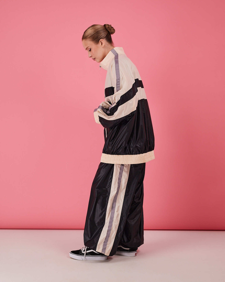 طقم نسائي من قطعتين من الساتان - مراجعة Jackets وسعره